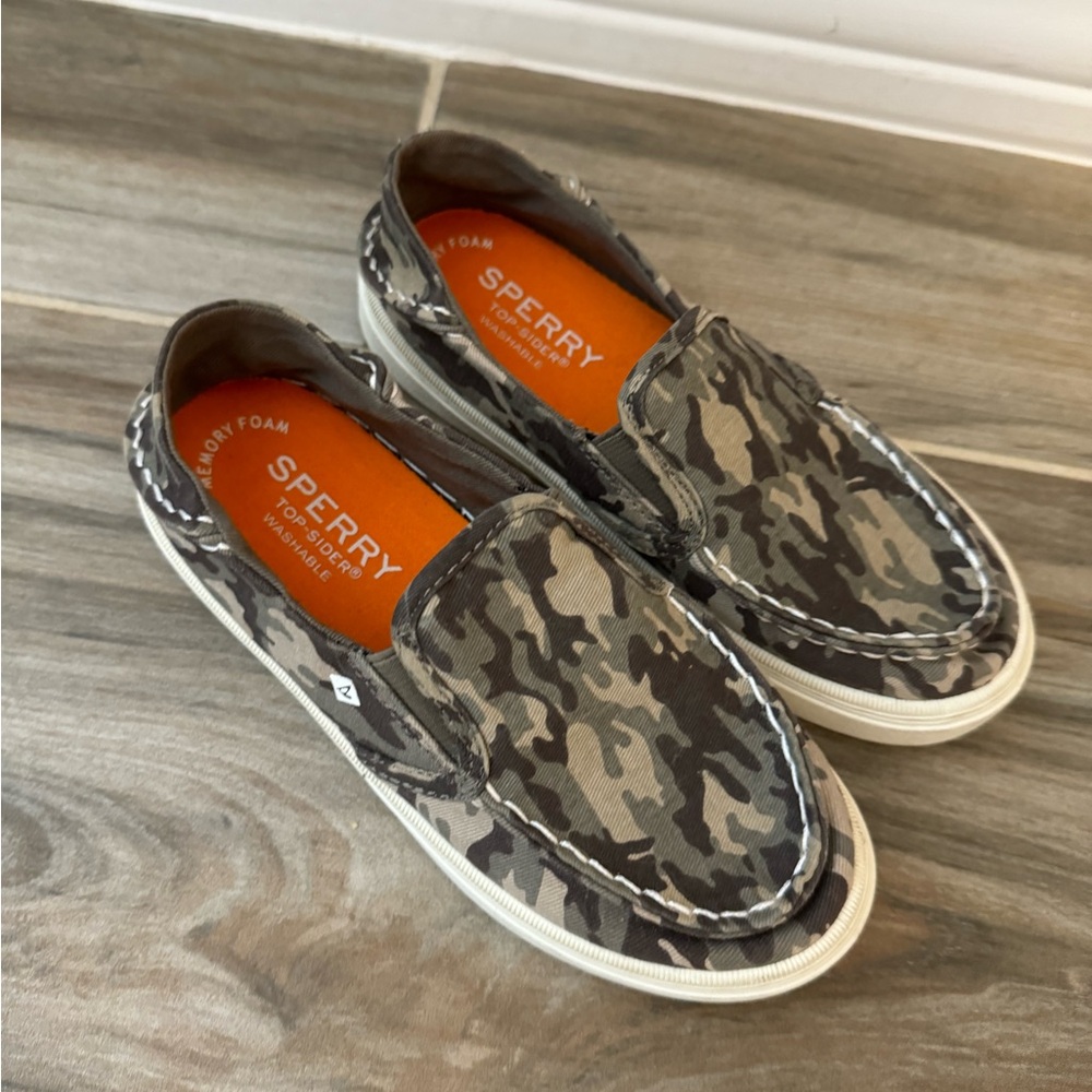 Sperrys Camo Boys Slip Ons Size 13